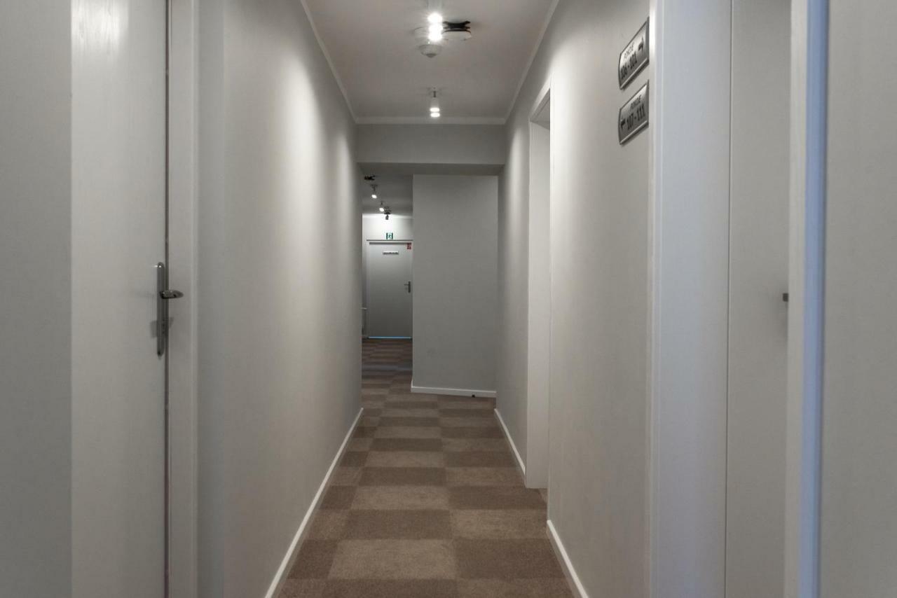 Bialy Gosciniec Hotel ชีคฮานูฟ ภายนอก รูปภาพ